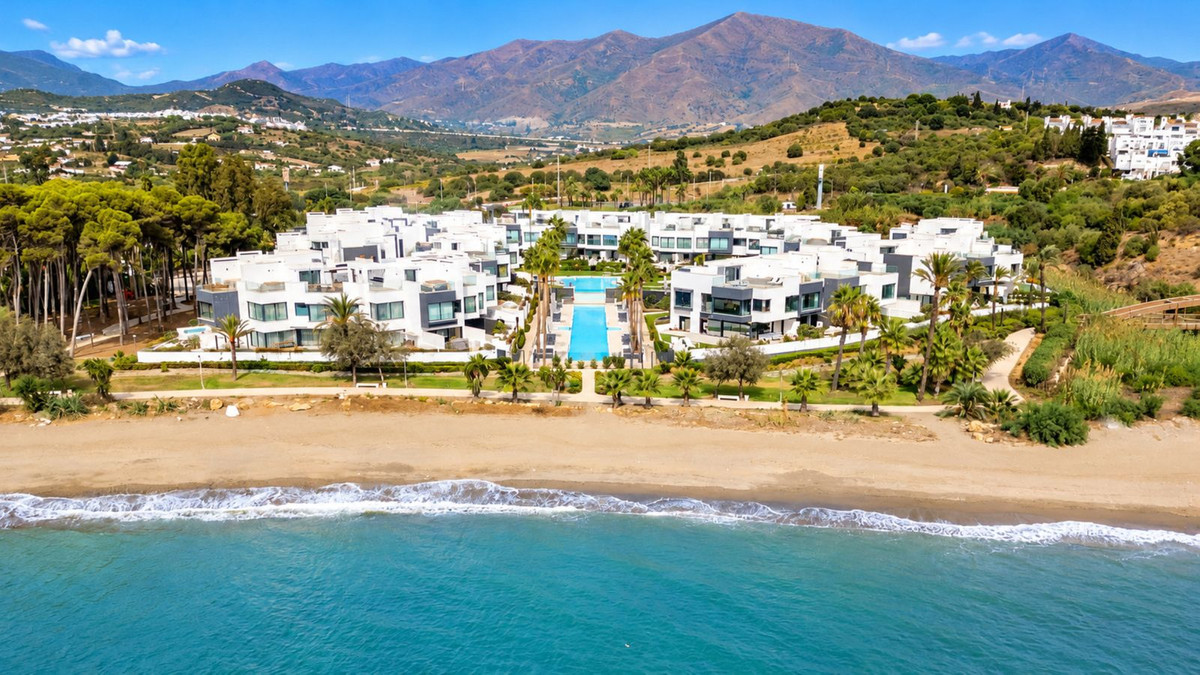4-slaapkamervilla direct aan het strand in Estepona in Estepona - foto 3
