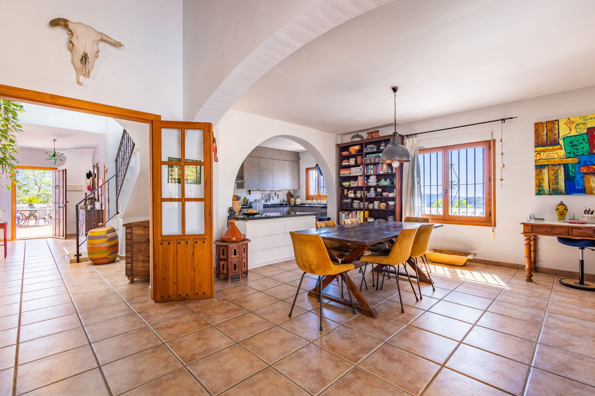 5-slaapkamer landhuis nabij Cómpeta met twee gastappartementen, zwembad en avocadoboomgaard in Cómpeta - foto 14