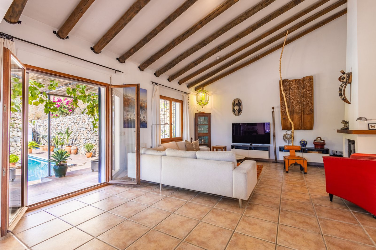 5-slaapkamer landhuis nabij Cómpeta met twee gastappartementen, zwembad en avocadoboomgaard in Cómpeta - foto 10
