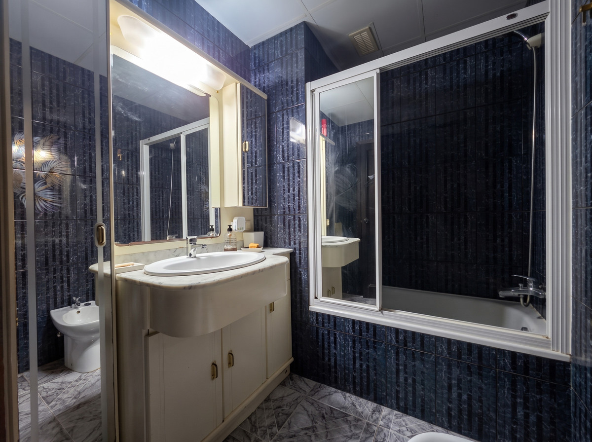 Appartement met één slaapkamer aan de strandzijde van Marbella in Marbella - foto 13