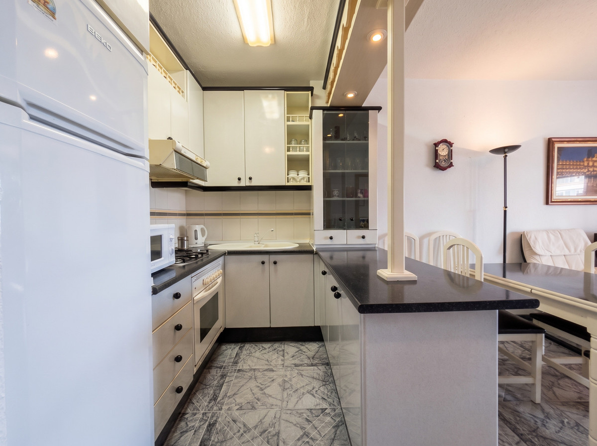 Appartement met één slaapkamer aan de strandzijde van Marbella in Marbella - foto 8