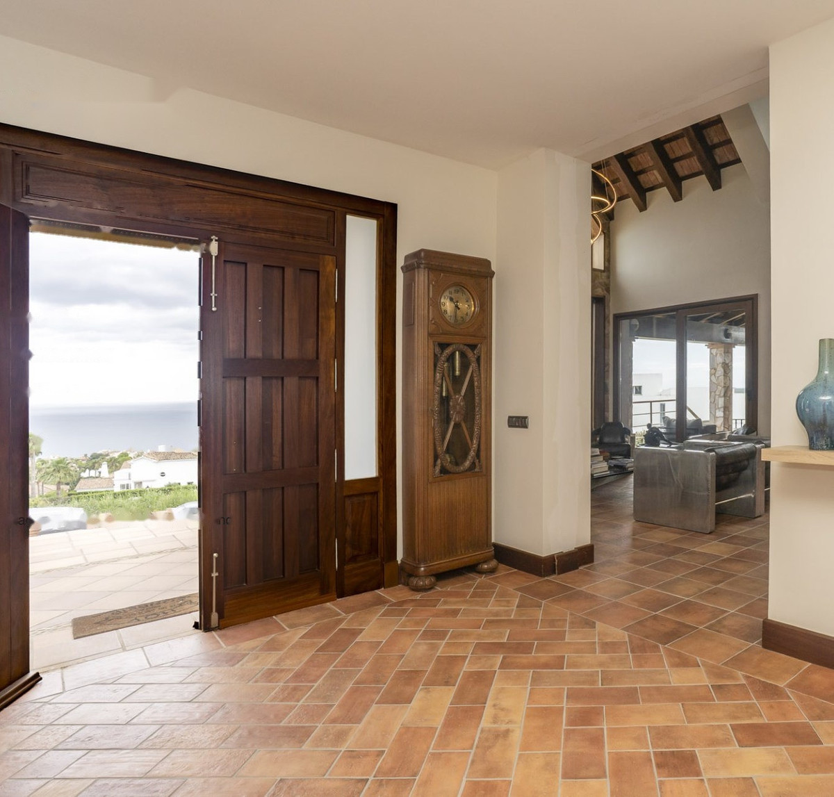 Villa met vier slaapkamers in La Alcaidesa in La Alcaidesa - foto 5