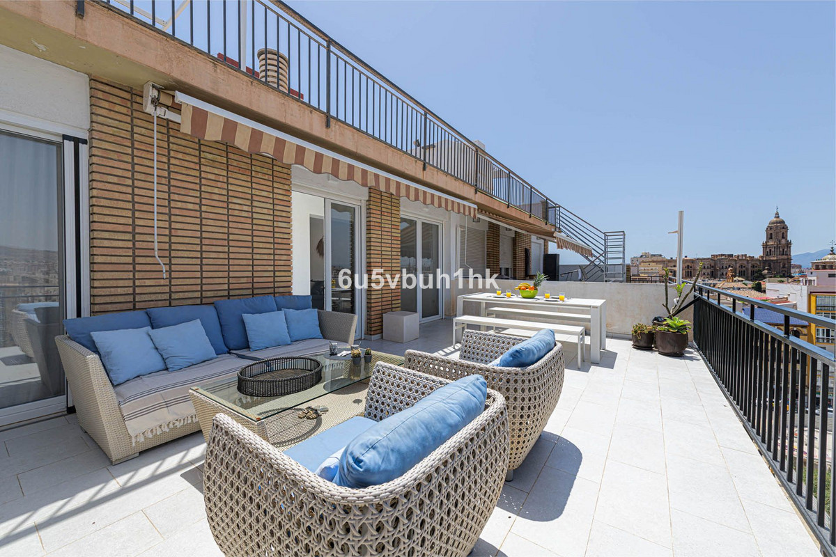 Penthouse met twee slaapkamers in Málaga in Málaga - foto 12