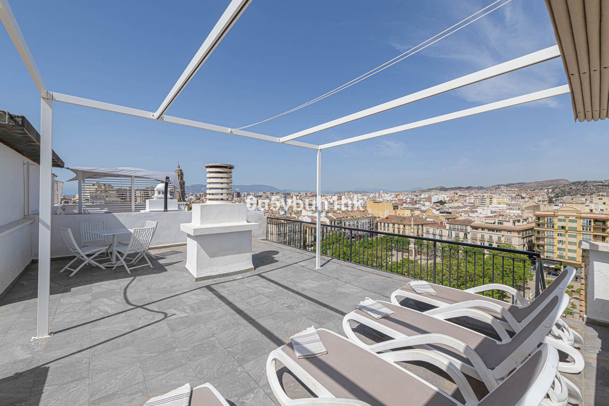 Penthouse met twee slaapkamers in Málaga in Málaga - foto 6