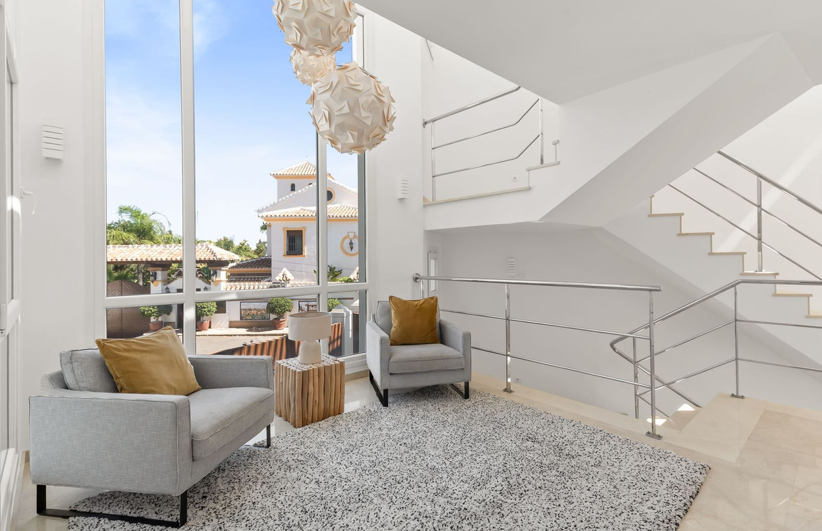 4-slaapkamer villa met panoramisch zeezicht in El Rosario, Marbella Oost in El Rosario - foto 19
