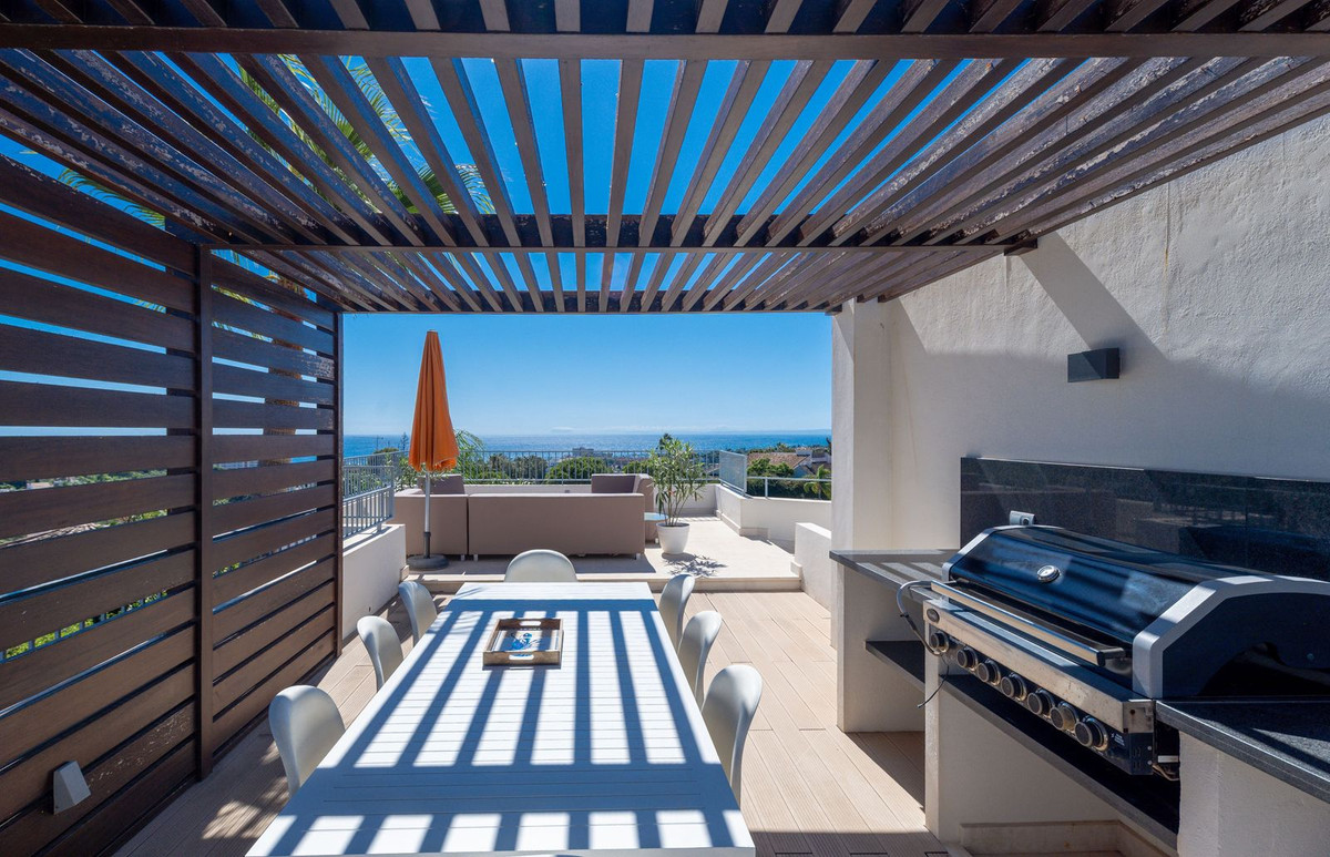 4-slaapkamer villa met panoramisch zeezicht in El Rosario, Marbella Oost in El Rosario - foto 4