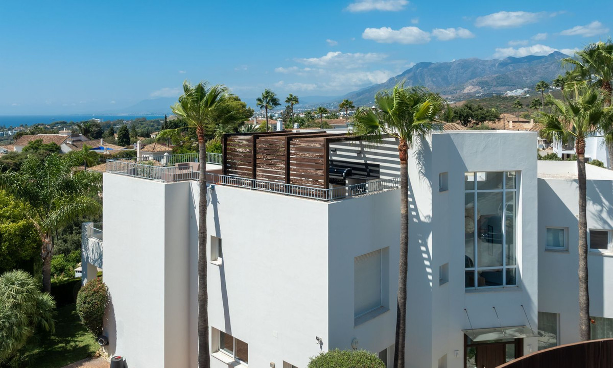 4-slaapkamer villa met panoramisch zeezicht in El Rosario, Marbella Oost in El Rosario - foto 6
