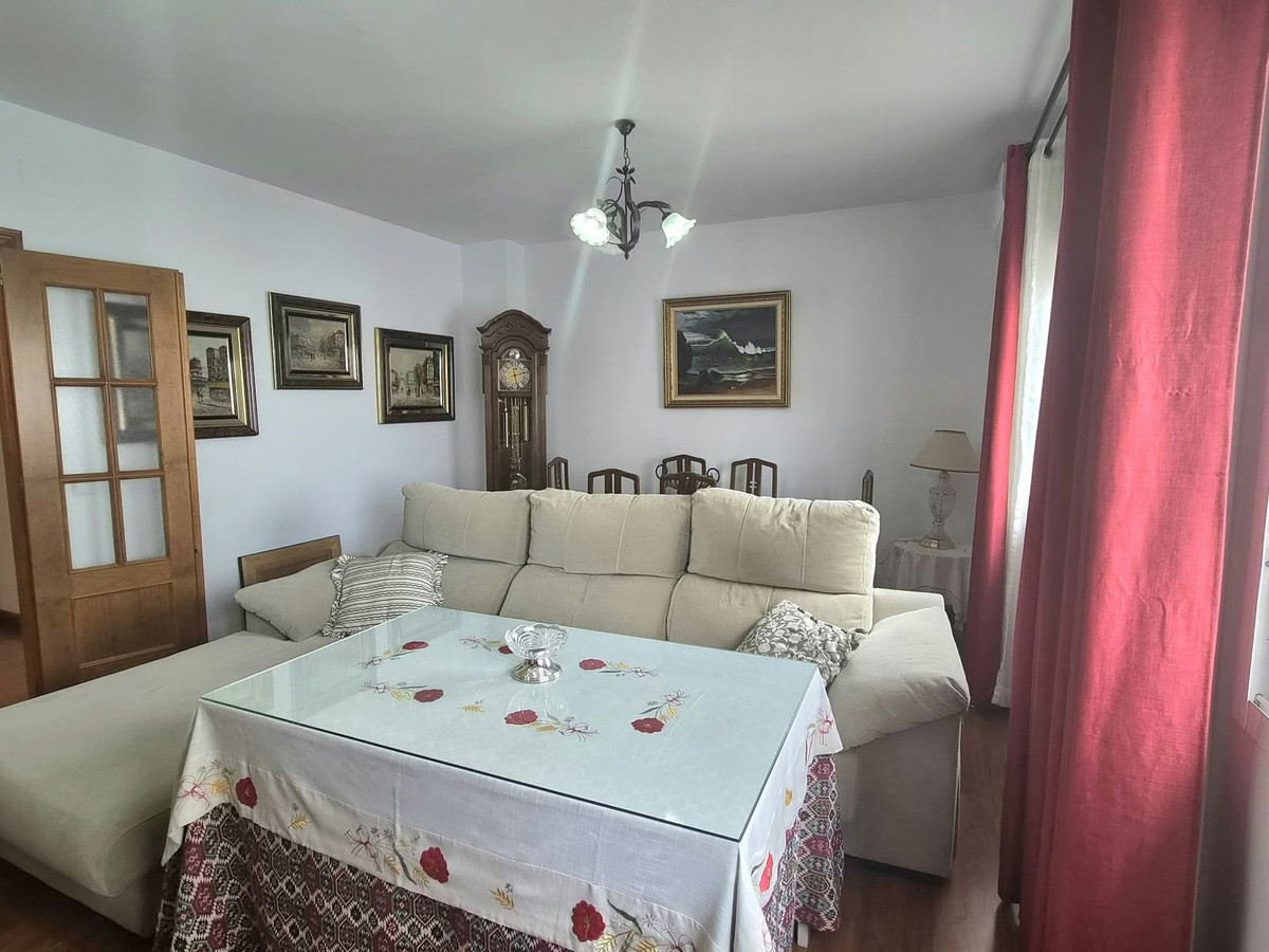 4-slaapkamerwoning in Alhaurín el Grande in Alhaurín el Grande - foto 4
