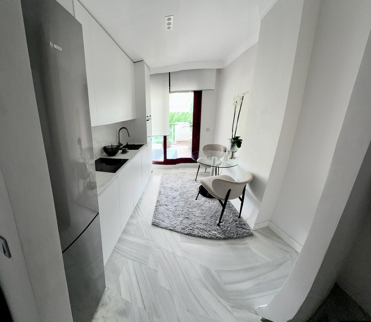 Appartement met 1 slaapkamer in Estepona in Estepona - foto 5