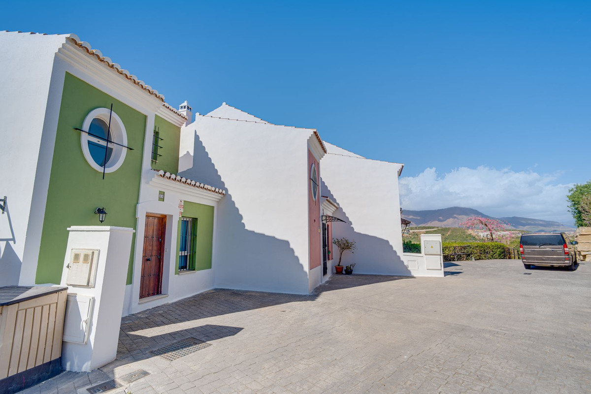 3 bedroom House in Casares Playa in Casares Playa - foto 4