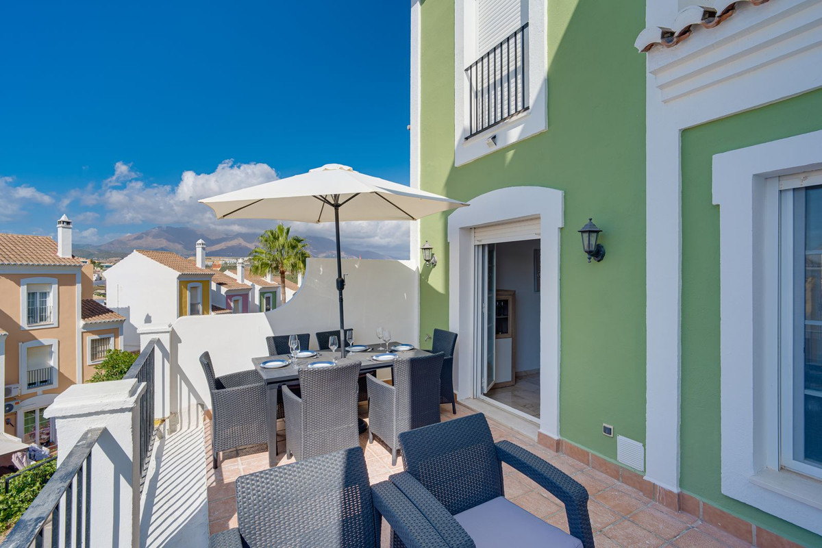 3 bedroom House in Casares Playa in Casares Playa - foto 9