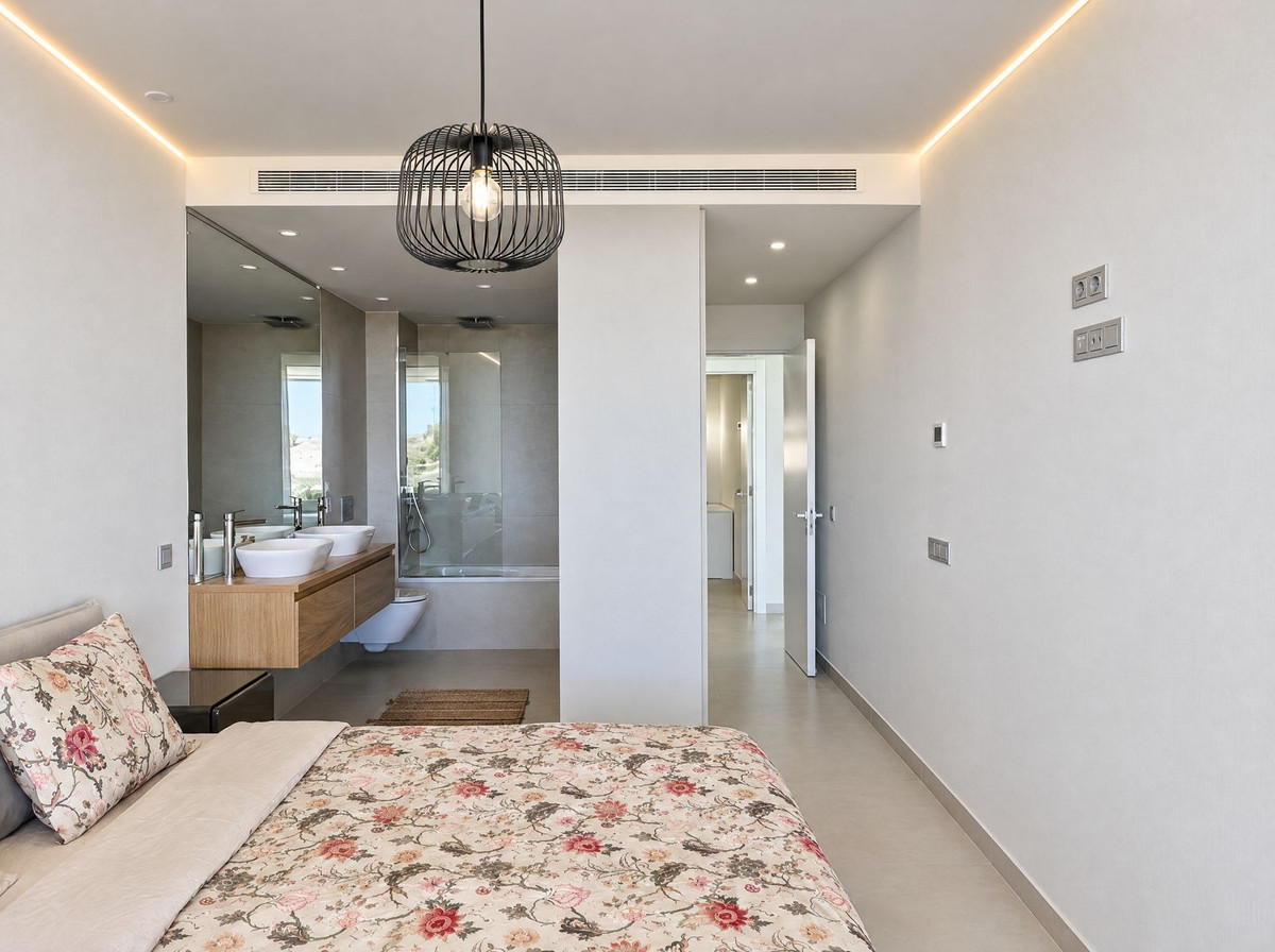 Tweeslaapkamerappartement in Fuengirola (El Higuerón) in Fuengirola - foto 19