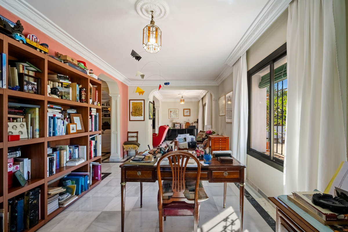 Villa met 4 slaapkamers in Marbella in Marbella - foto 11