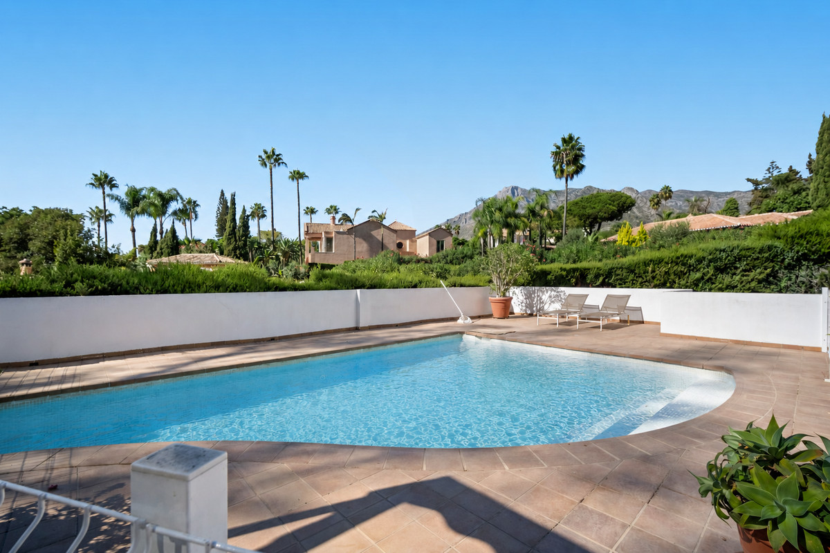 Villa met 4 slaapkamers in Marbella in Marbella - foto 3