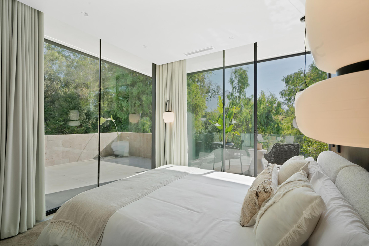 6 bedroom House in Marbella in Marbella - foto 16