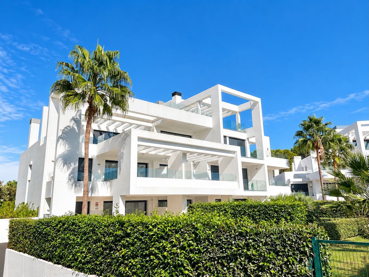 3-slaapkamer penthouse in Benahavís met ruime terrassen en Atalaya Golf‑share in Benahavís - foto 2