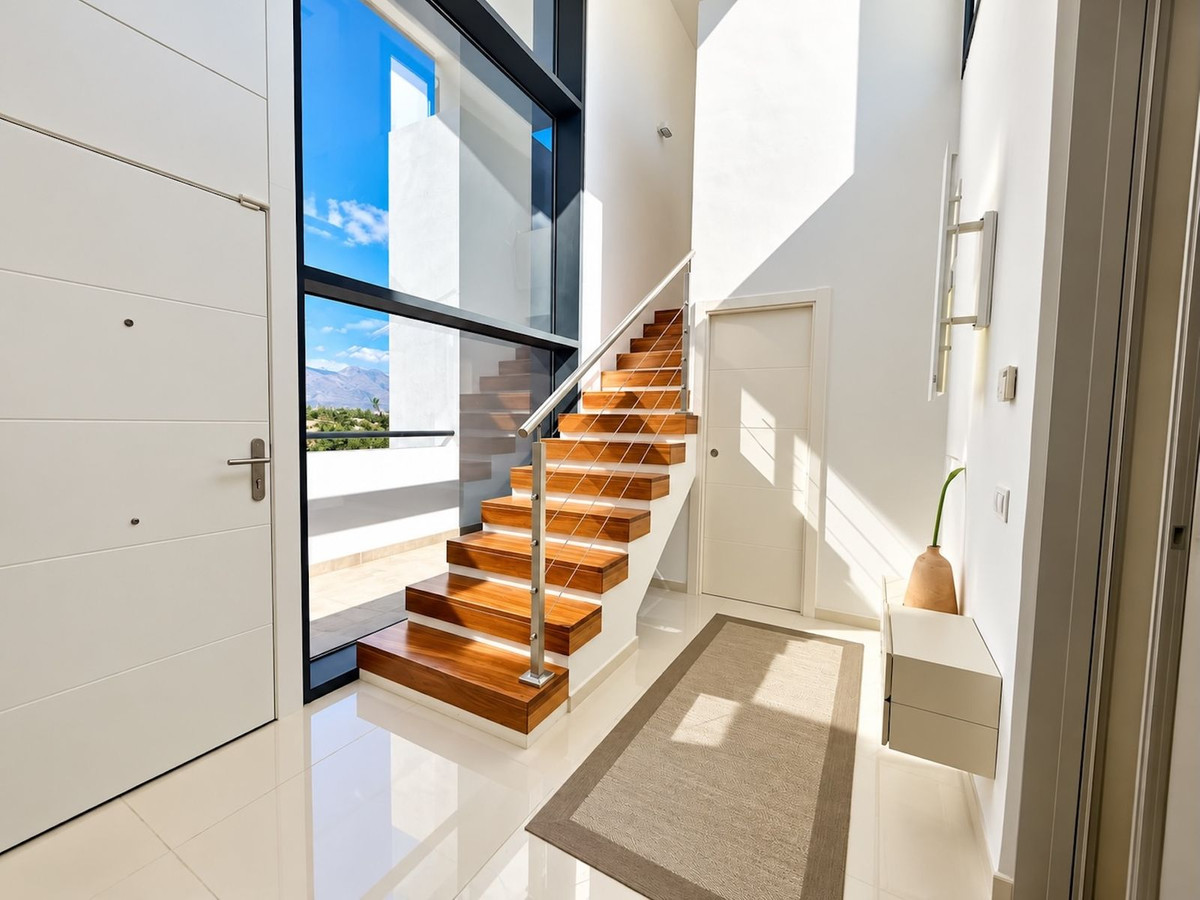 3-slaapkamer penthouse in Benahavís met ruime terrassen en Atalaya Golf‑share in Benahavís - foto 12