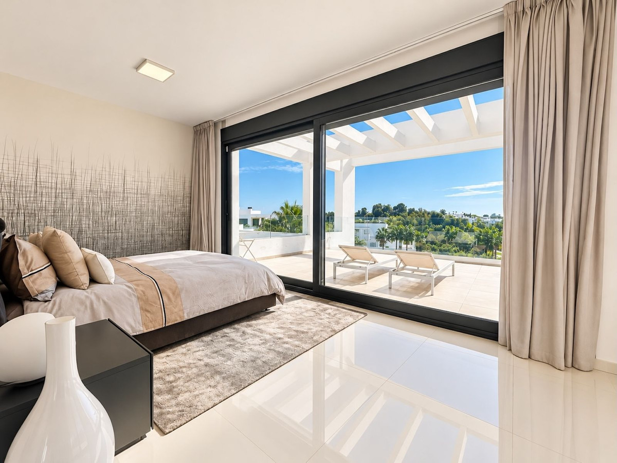 3-slaapkamer penthouse in Benahavís met ruime terrassen en Atalaya Golf‑share in Benahavís - foto 17
