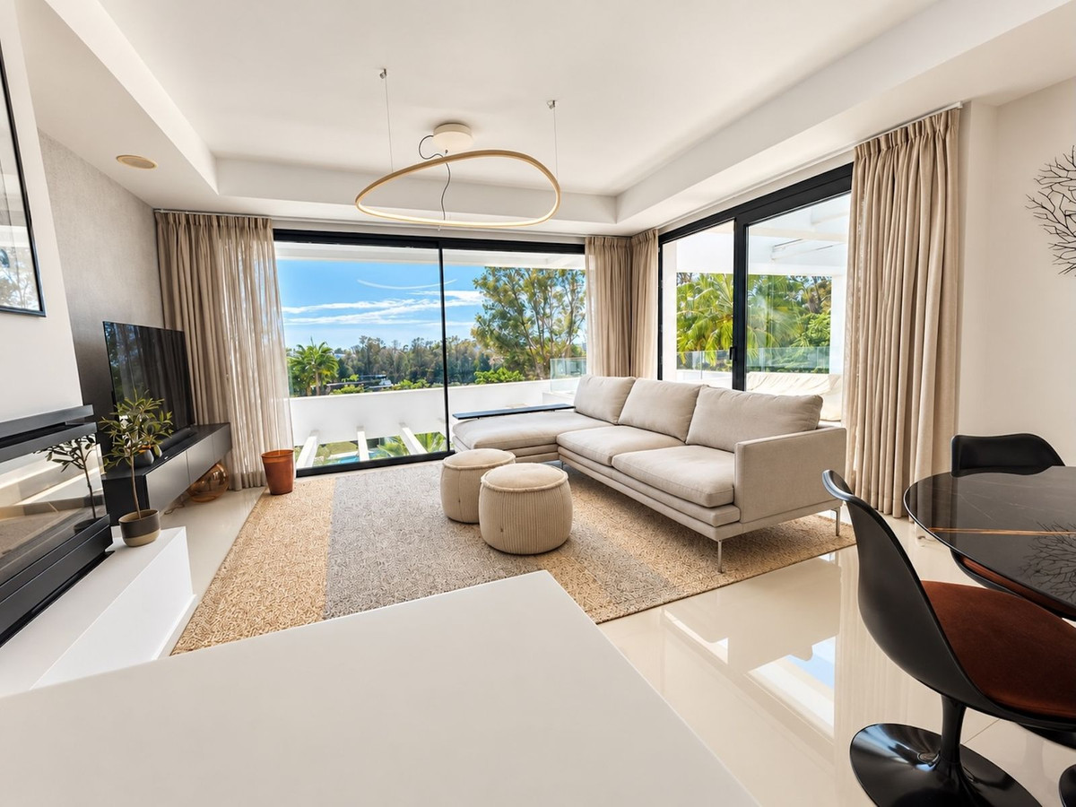 3-slaapkamer penthouse in Benahavís met ruime terrassen en Atalaya Golf‑share in Benahavís - foto 3