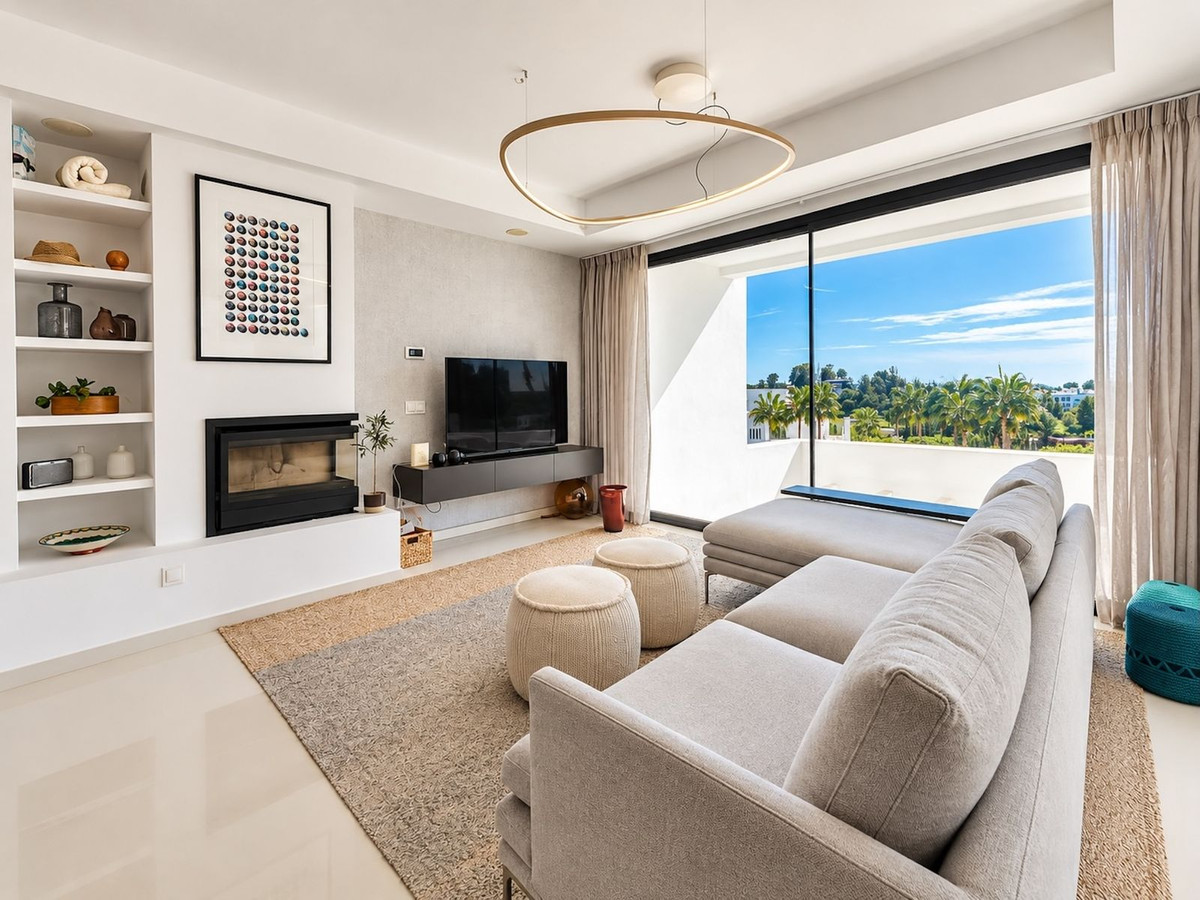 3-slaapkamer penthouse in Benahavís met ruime terrassen en Atalaya Golf‑share in Benahavís - foto 4