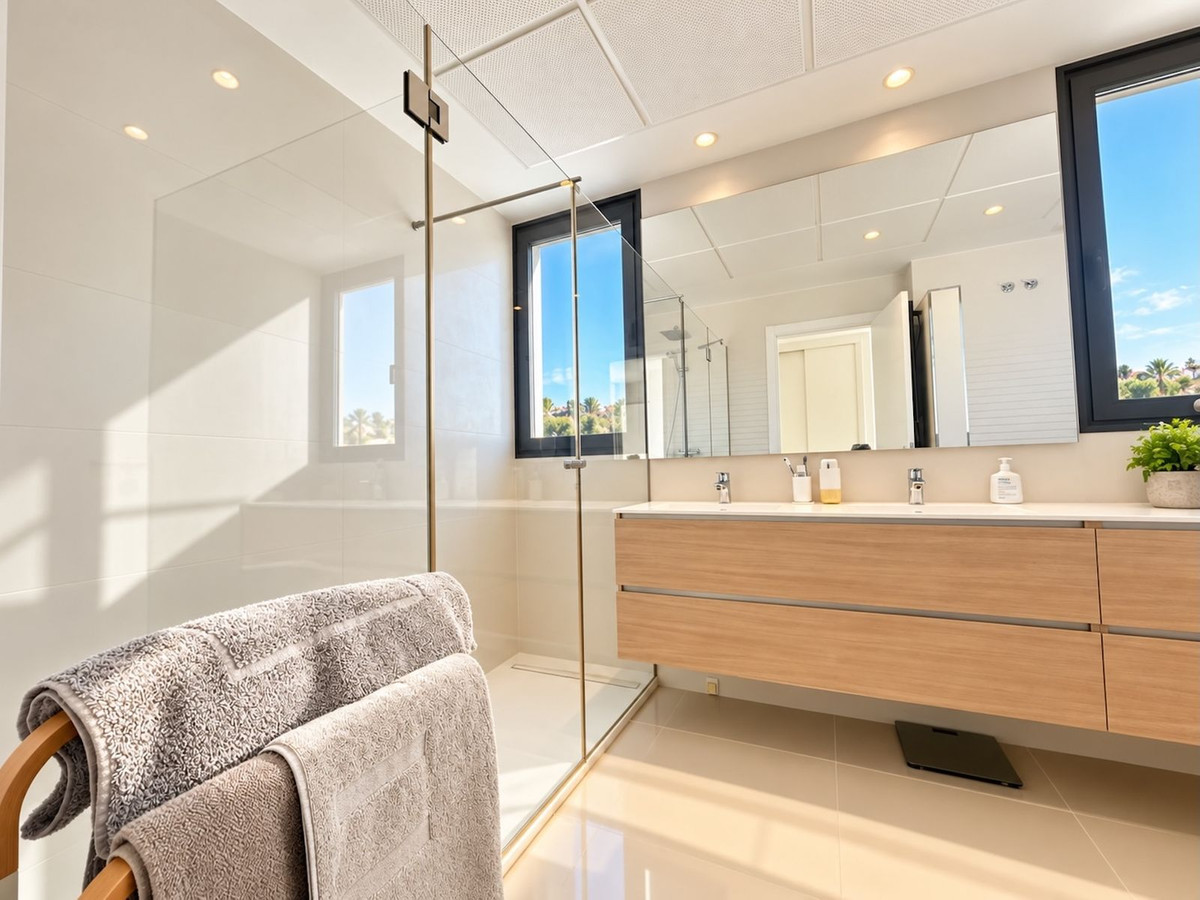 3-slaapkamer penthouse in Benahavís met ruime terrassen en Atalaya Golf‑share in Benahavís - foto 8