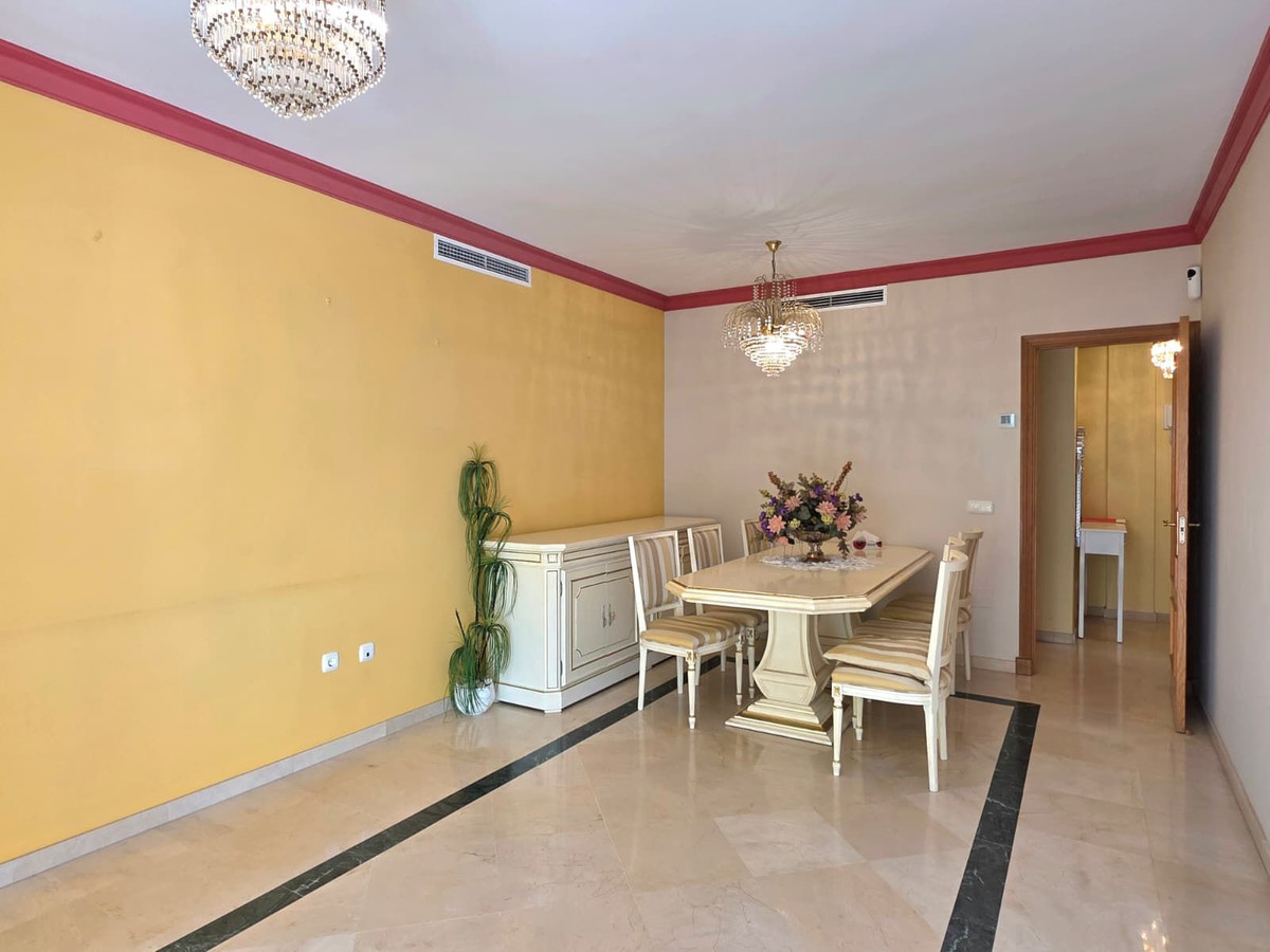 2 bedroom Apartment in Marbella in Marbella - foto 12