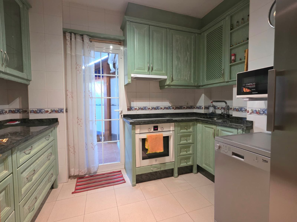 2 bedroom Apartment in Marbella in Marbella - foto 6
