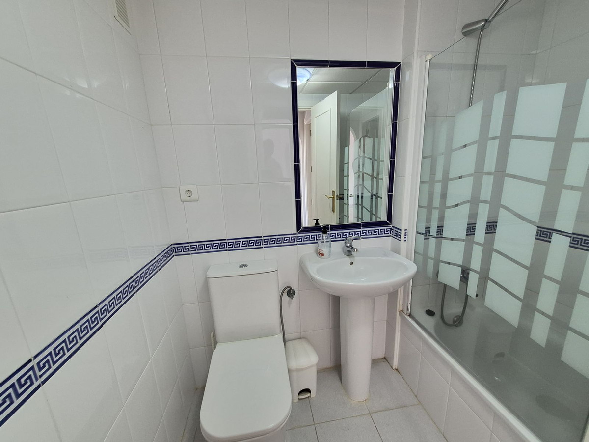 Hoekappartement met 3 slaapkamers in Miraflores, Málaga in Miraflores - foto 8