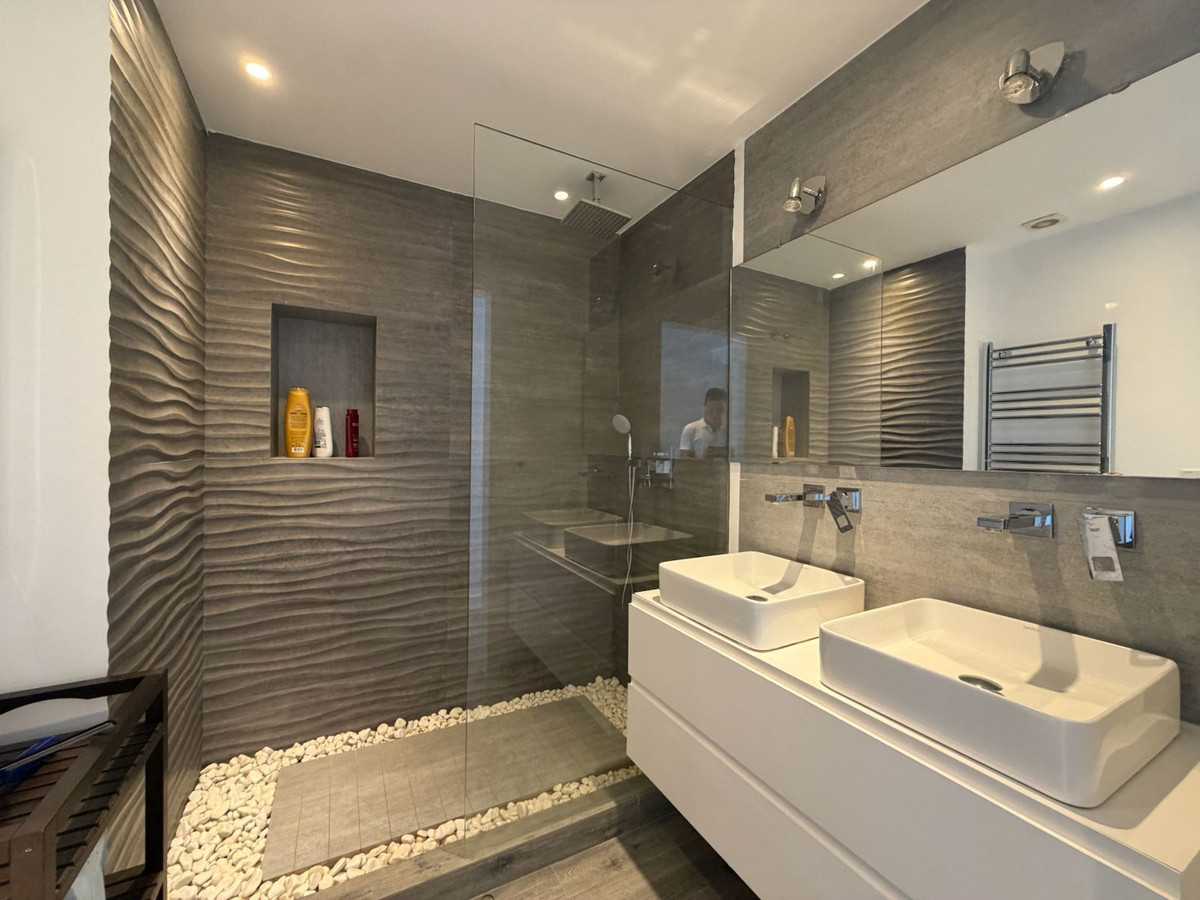 2 bedroom Apartment in Puerto Banús in Puerto Banús - foto 5