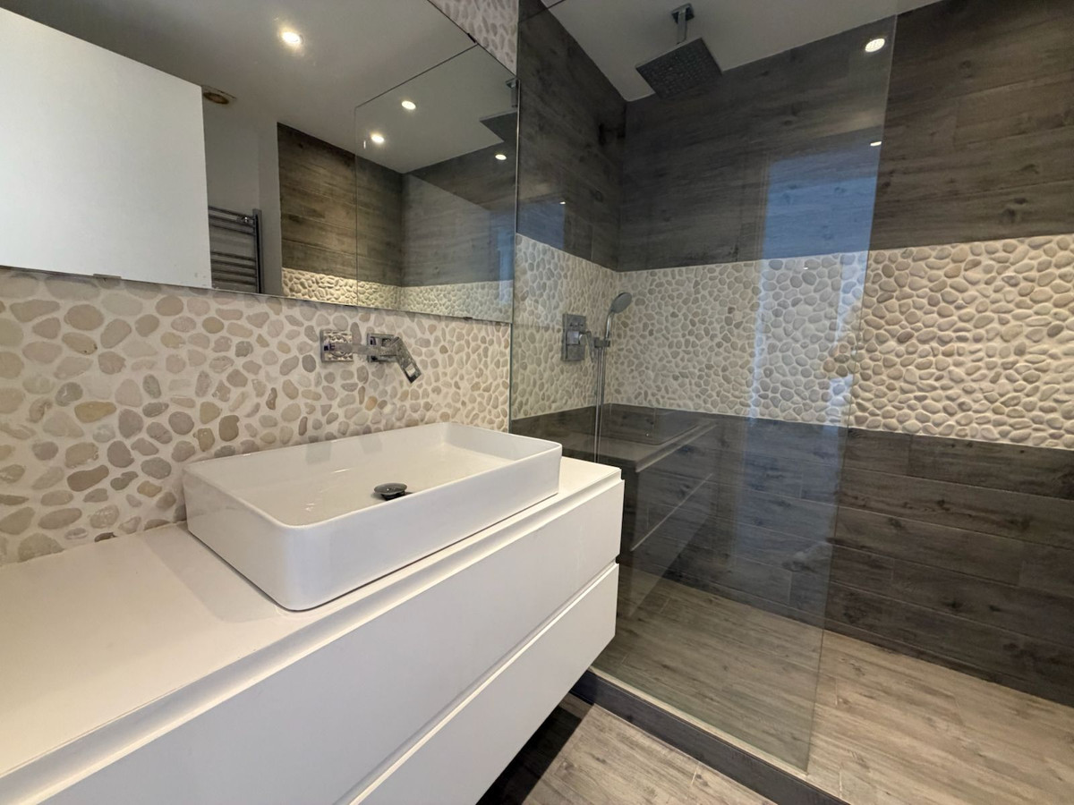 2 bedroom Apartment in Puerto Banús in Puerto Banús - foto 6