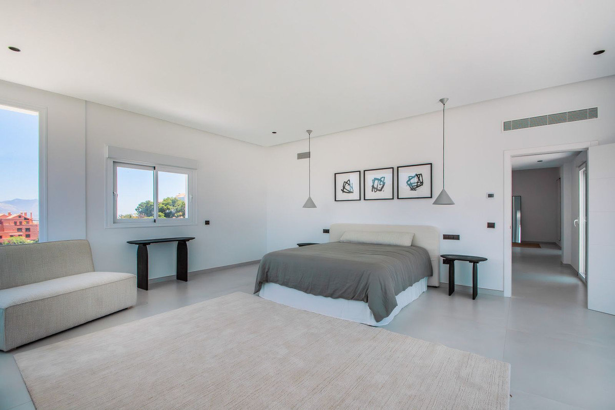 Villa met 4 slaapkamers in La Mairena in La Mairena - foto 12
