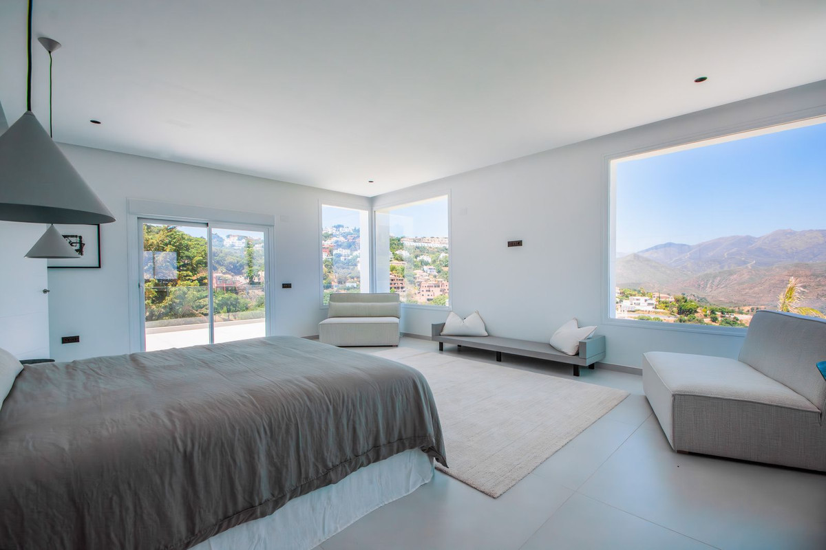 Villa met 4 slaapkamers in La Mairena in La Mairena - foto 4