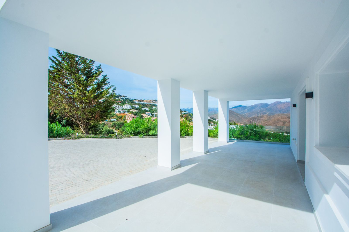 Villa met 4 slaapkamers in La Mairena in La Mairena - foto 10