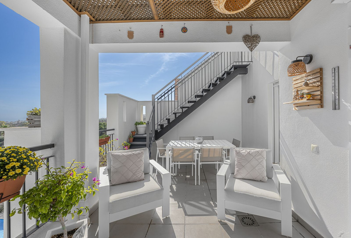 Duplex penthouse met 2 slaapkamers in Benahavís in Benahavís - foto 17