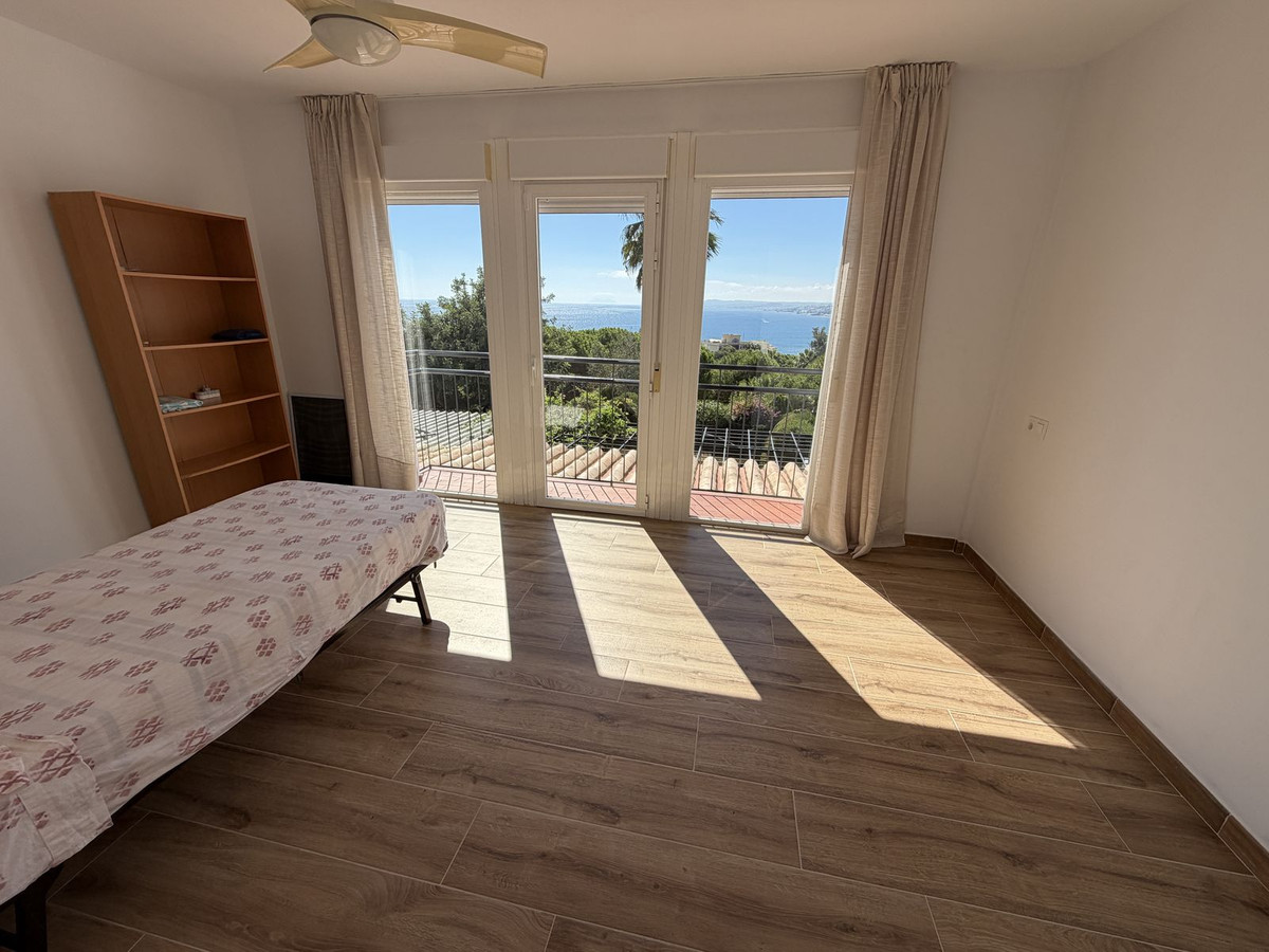 4-slaapkamer stadswoning in Estepona in Estepona - foto 11