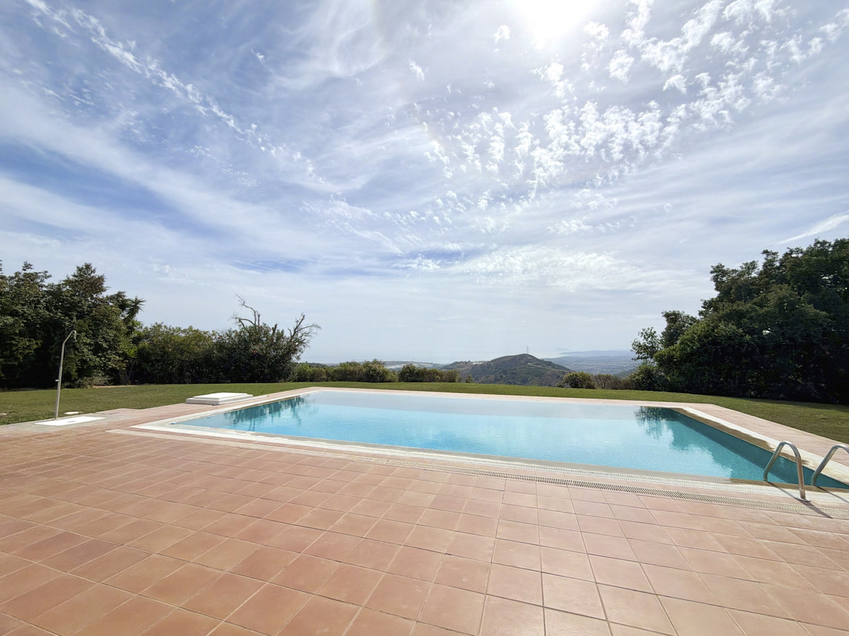 4 bedroom House in Estepona - foto 3