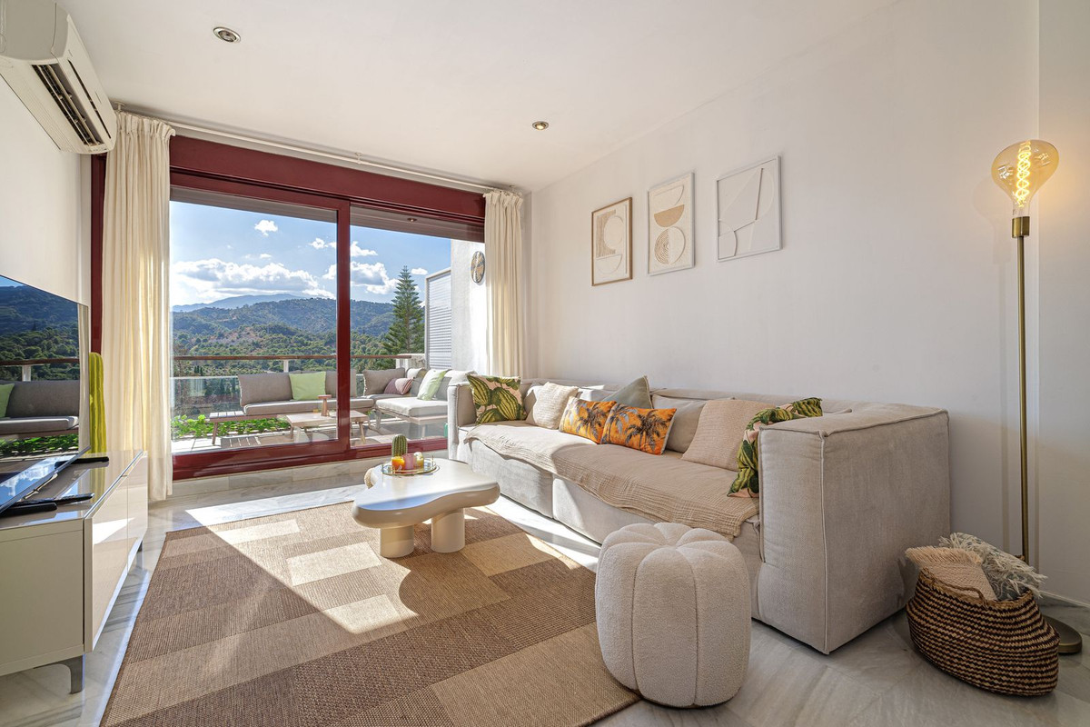 2 bedroom Apartment in Benahavís in Benahavís - foto 13