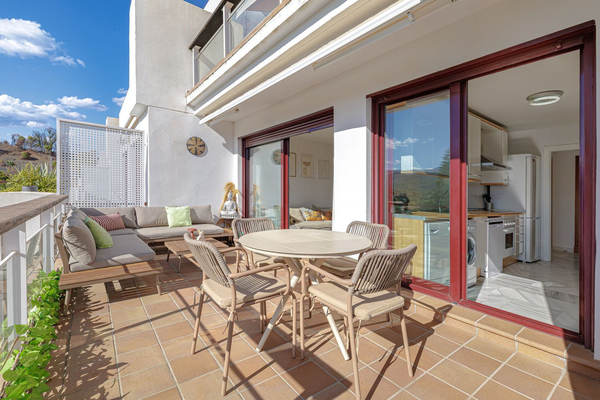 2 bedroom Apartment in Benahavís in Benahavís - foto 17