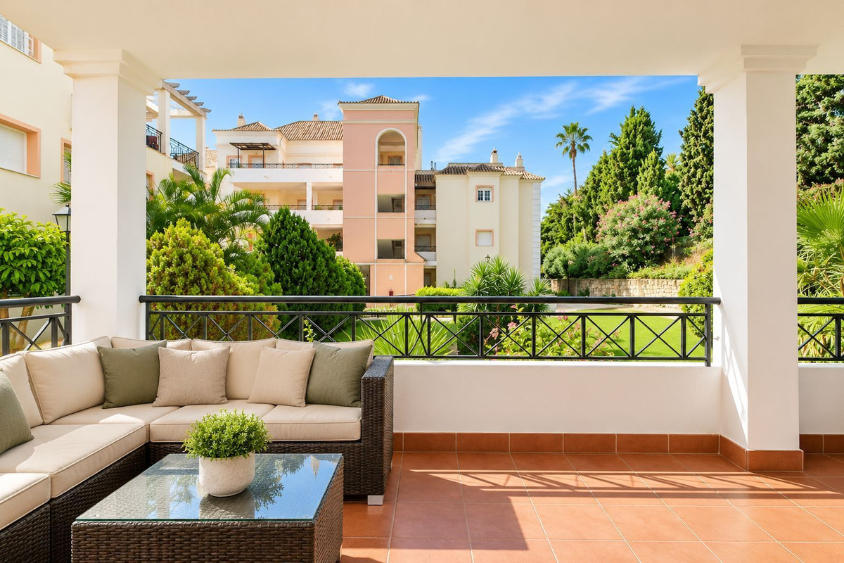 Drie-slaapkamerappartement met terras in Nueva Andalucía in Nueva Andalucía - foto 19