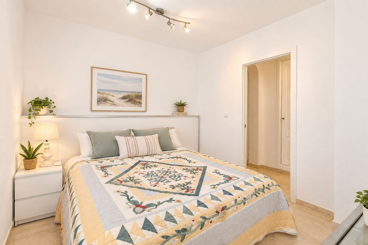 Drie-slaapkamerappartement met terras in Nueva Andalucía in Nueva Andalucía - foto 8