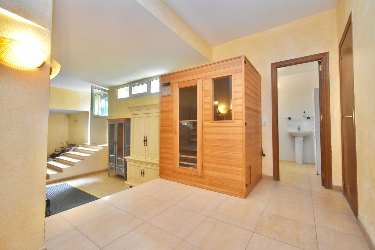Vrijstaande villa aan de golfbaan El Hacho, La Duquesa in La Duquesa - foto 20