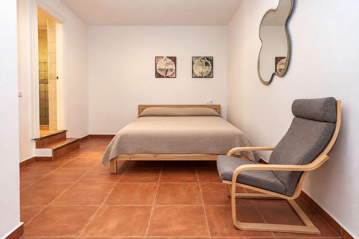 Drie-slaapkamer beganegrond-appartement in Nueva Andalucía in Nueva Andalucía - foto 13