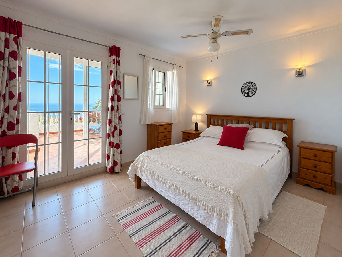 2 bedroom House in Nerja in Nerja - foto 15