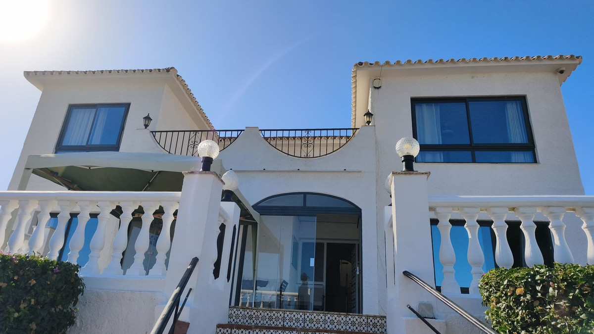Villa met 6 slaapkamers in Mijas Costa (Castillo-gebied) in Mijas Costa - foto 2