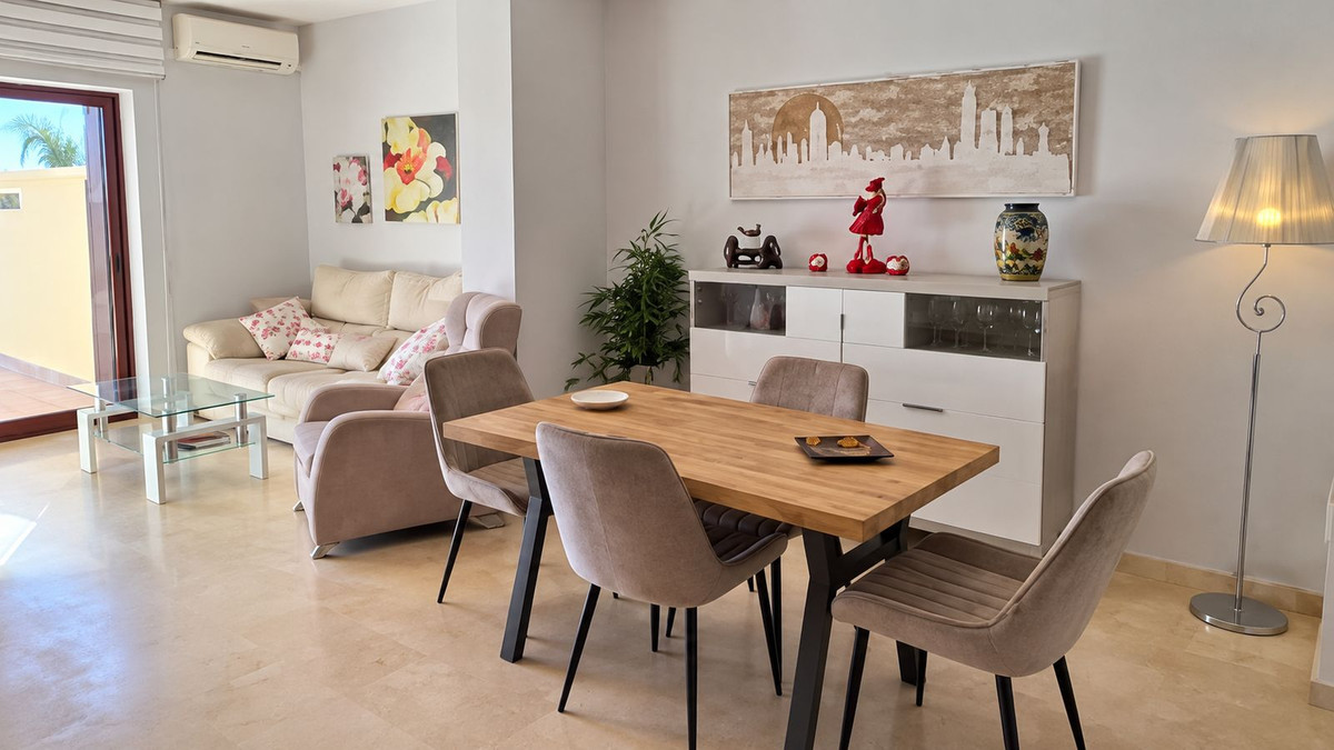 2 bedroom Apartment in Nerja in Nerja - foto 3