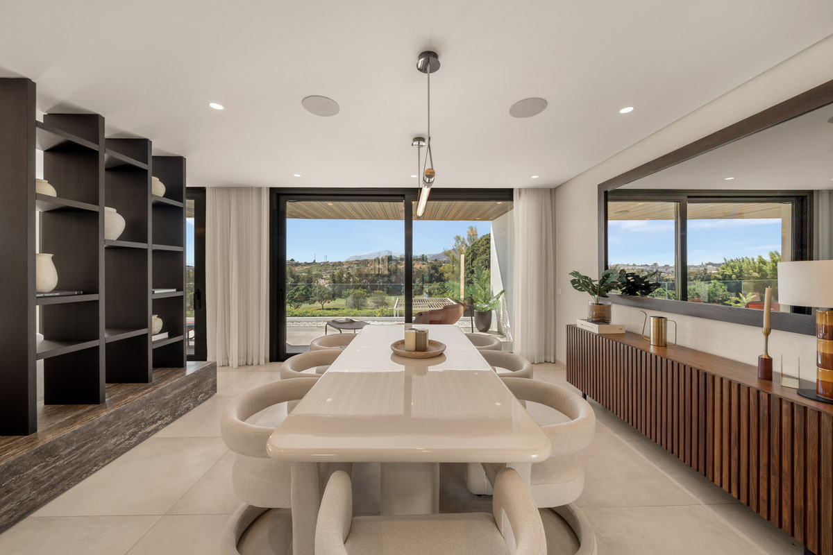 Villa met vijf slaapkamers in Nueva Andalucía in Nueva Andalucía - foto 6