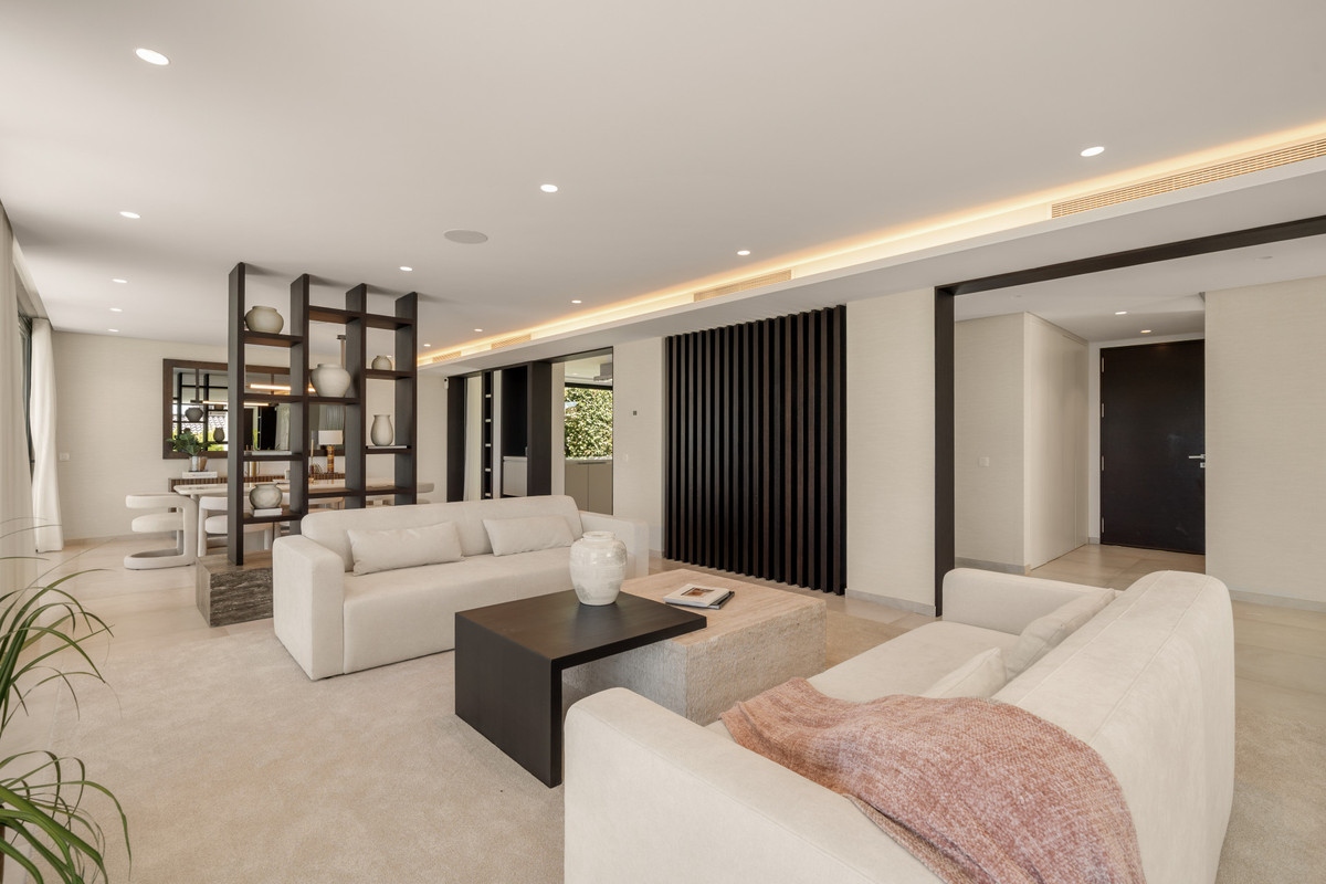 Villa met vijf slaapkamers in Nueva Andalucía in Nueva Andalucía - foto 8