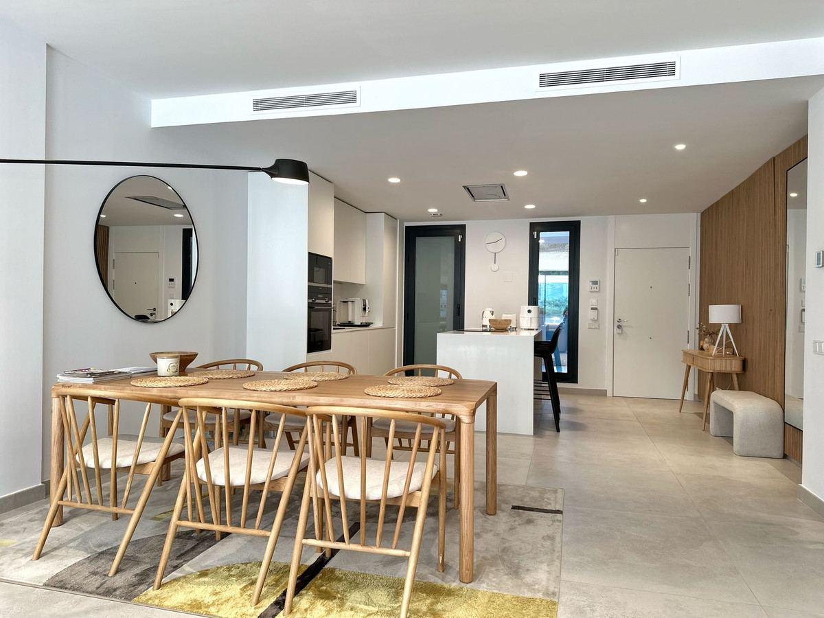 Elegant twee-slaapkamerappartement in exclusieve afgesloten gemeenschap met resort-achtige voorzieningen in Cabopino - foto 2