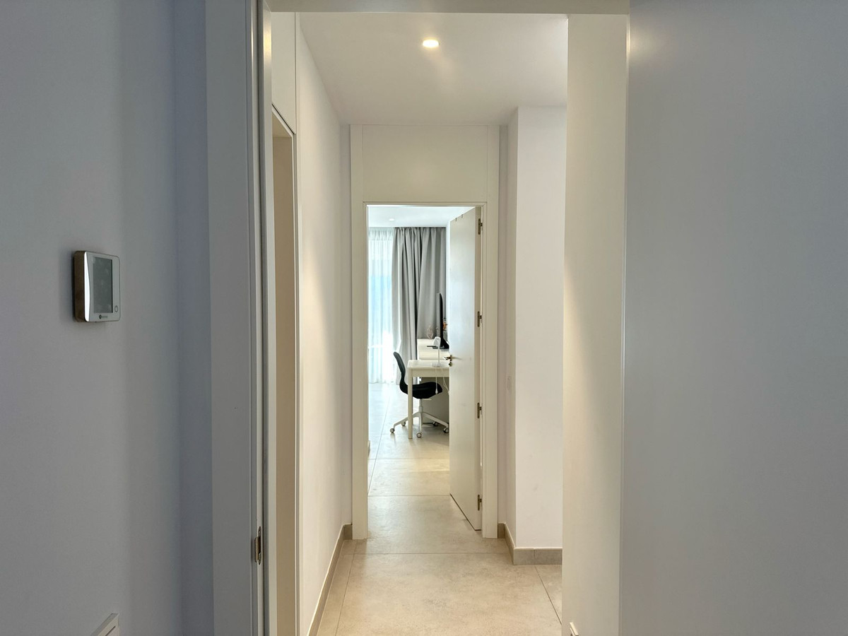 Elegant twee-slaapkamerappartement in exclusieve afgesloten gemeenschap met resort-achtige voorzieningen in Cabopino - foto 12