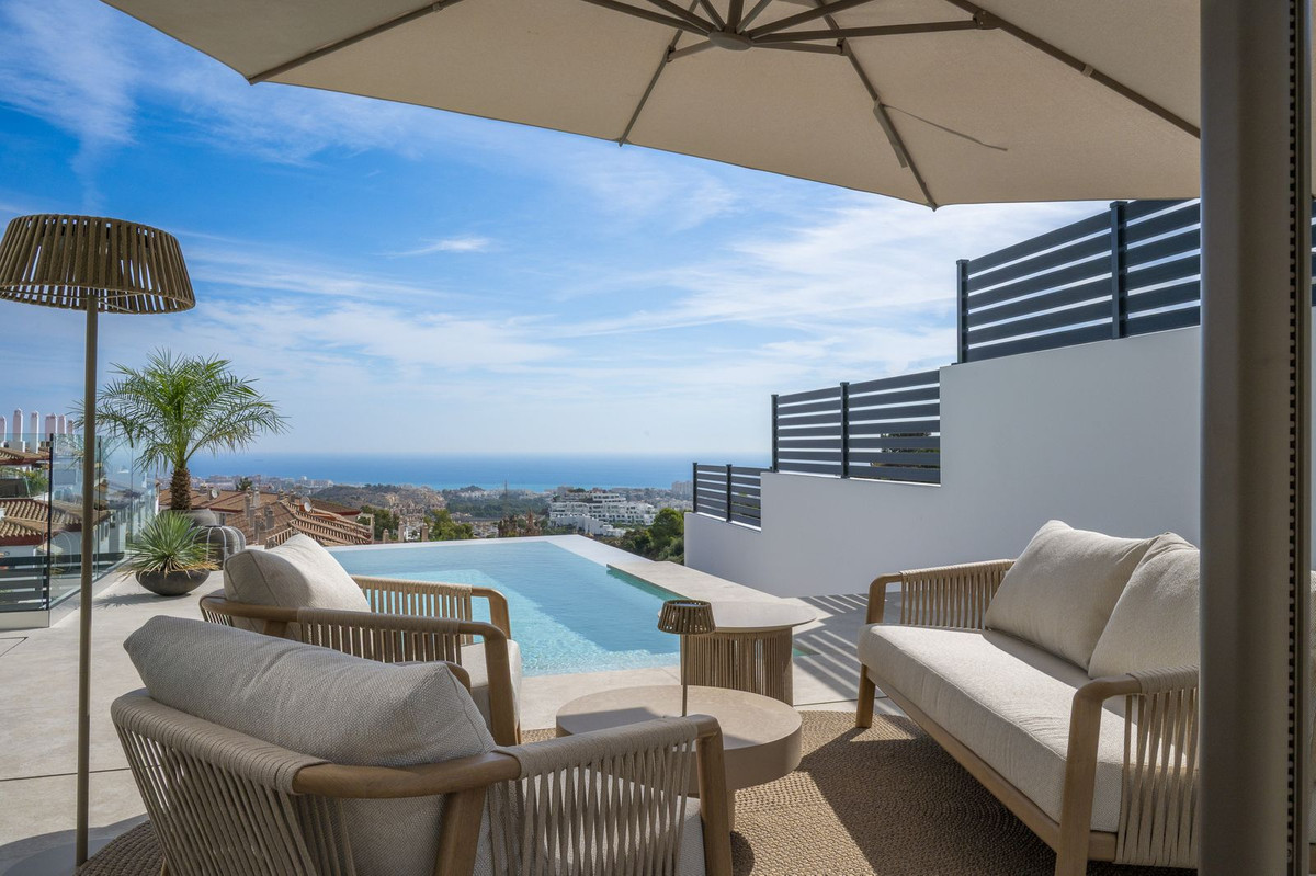 Brandnieuwe designervilla met panoramisch zeezicht in Benalmádena in Benalmadena - foto 4